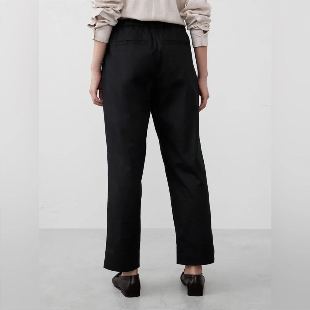 NWT! Banana Republic Navy Tapered Linen-Blend Pull-On Pant - 706574🩷